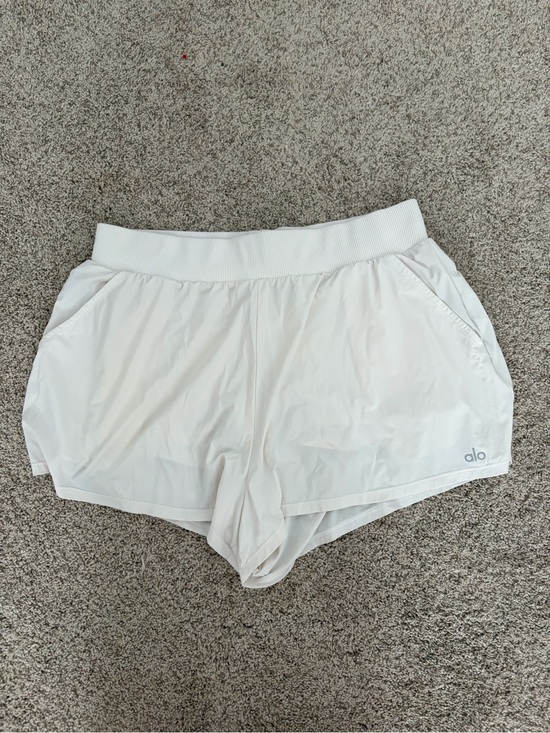 ALO Yoga Pants - White Alo Breezy Shorts